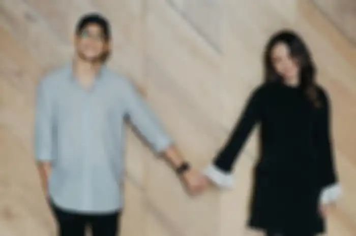Afgan dan Rossa.