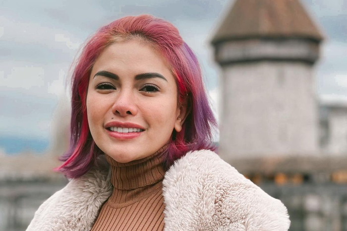 Nikita Mirzani 