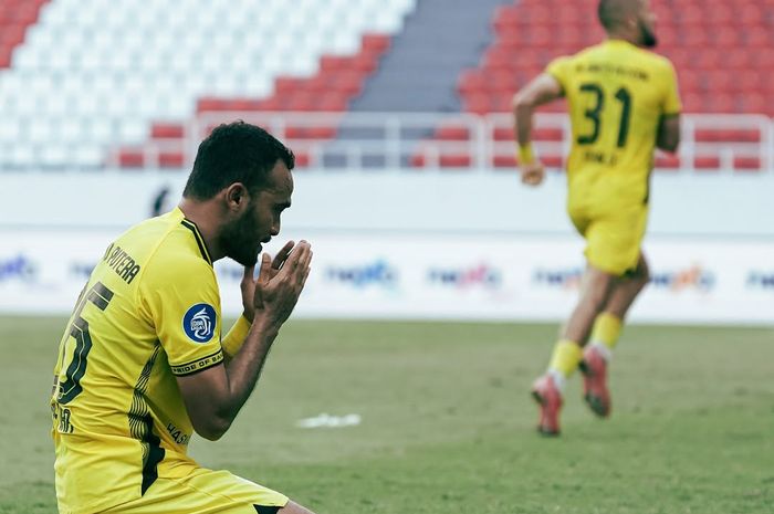 Pemain Barito Putera, Rizky Pora usai mengirim assist untuk gol pertama ke gawang PSIS Semarang