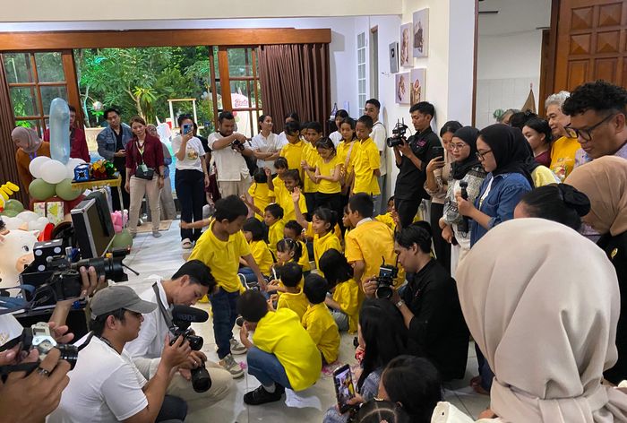 Suasana perayaan ulang tahun anak Denise Chariesta di kediannya di kawasan Kemang, Jakarta Selatan, Senin (11/11/2024).