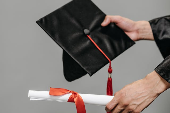Ilustrasi wisuda