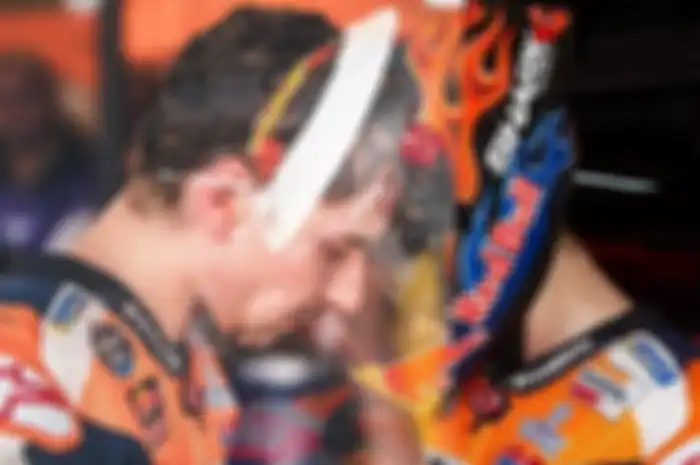 Jorge Lorenzo masih kesulitan di tim Repsol Honda.