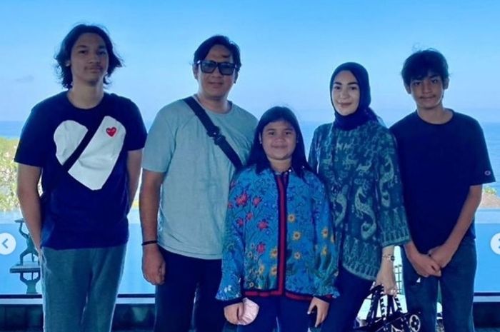 Andre Taulany boyong anak istri plesiran ke Bali