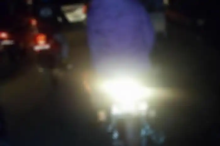 Lampu Rem Berwarna Putih