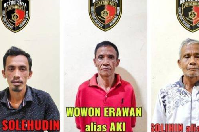 Kolase tiga tersangka pembunuhan berencana di Bekasi dan Cianjur, Dede Solehudin (kiri), Wowon Erawan (tengah), dan Solihin alias Duloh (kanan)