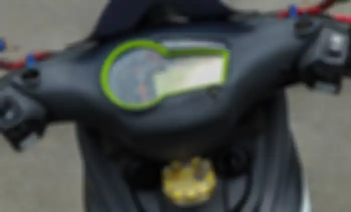 Speedometernya diganti dengan merek Koso.