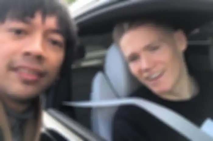 Rian D'Masiv bersama Scott McTominay