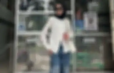 5 Model Bawahan Denim Paling Modis Buat Hijabers, Gaya Kekinian!