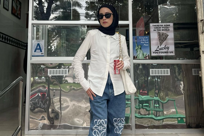 Model bawahan denim paling modis buat hijabers