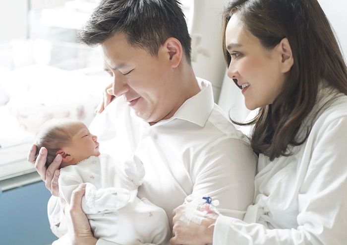 Shandy Aulia Sambut Kelahiran Anak Pertama, sang Aktris Dikaruniai Bayi Perempuan yang Menggemaskan!