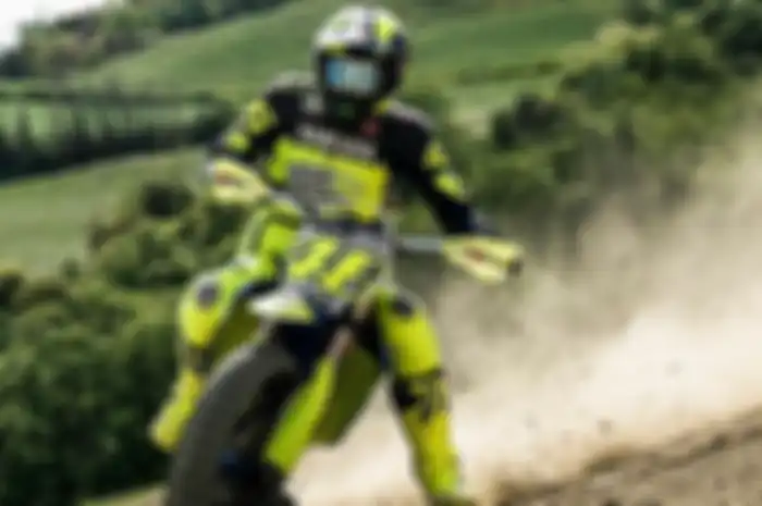 Valentino Rossi langsung ngegas motor latihan di Motor Ranch VR46 setelah pemerintah Italia kasih kelonggaran kondisi darurat Covid-19