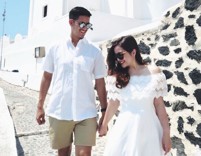 Tasya Kamila dan Randi Bachtiar berbulan madu di Santorini, Yunani