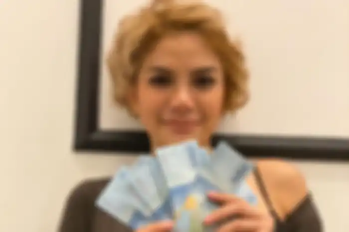 Nikita Mirzani Sumbangkan Rp 100 Juta untuk Bantu Atasi Virus Corona di Indonesia: Mudah-mudahan Ini Bisa Jadi Pencetus untuk Para Publik Figur Lainnya!