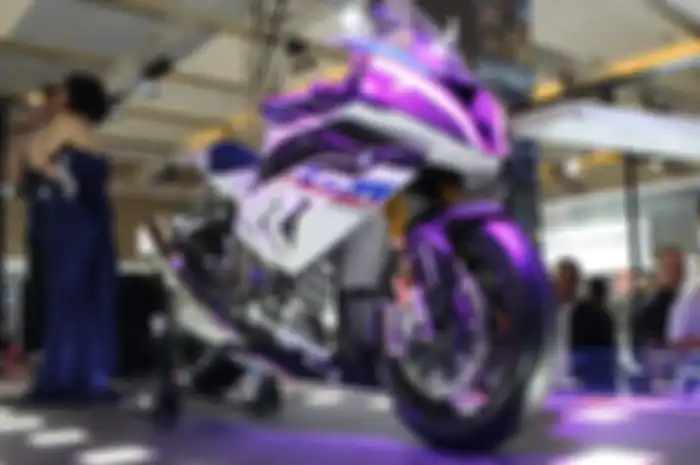 BMW HP4 Race