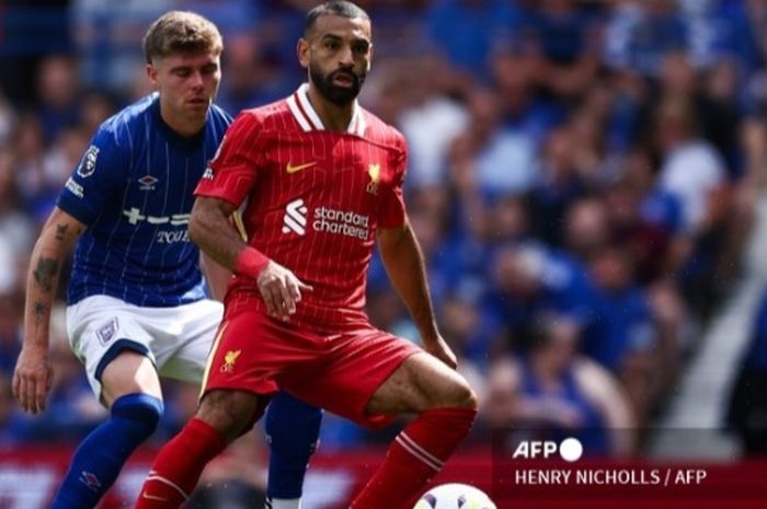 Aksi Mohamed Salah dalam laga Liverpool vs Ipswich pada laga Liga Inggris 2024-2025.