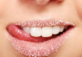 3 Rekomendasi Produk Lip Scrub untuk Bibir Kering dan Kusam saat Puasa