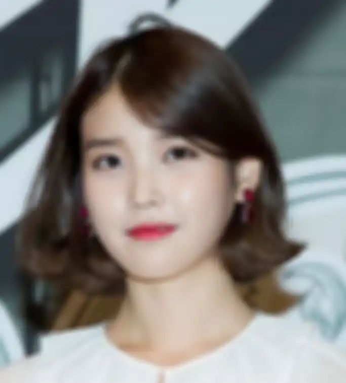 Potongan rambut pendek buat pipi chubby: Lob