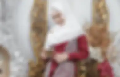Gemparkan Jagat Maya, Amanda Manopo Mendadak Pamer Pakai Mukena hingga Singgung soal Doa di Sepertiga Malam, Netizen: Semoga Dapat Hidayah dan Jadi Mualaf