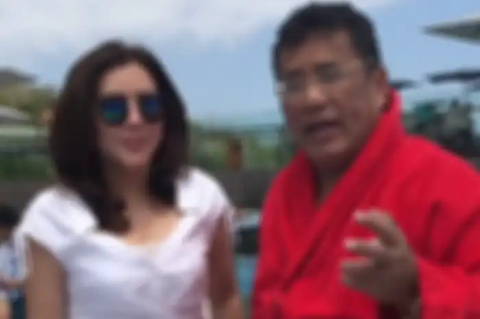 Nurbaeny Janah dan Hotman Paris