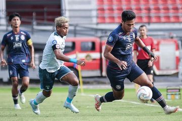 Arema FC vs Persita Tangerang pekan ke-12 Liga 1 2023/2024