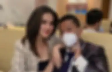 Dikelilingi 24 Wanita Cantik Untuk Mengurus Perkerjaannya, Hotman Paris Bandingkan Dirinya dengan Sosok yang Doyan Simpan Perempuan