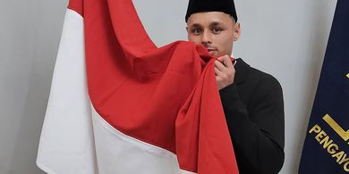 Dilema Lini Belakang Go Ahead Eagles: Joris Kramer Bicara 'Paspoortgate' dan Efek Instan Dean James