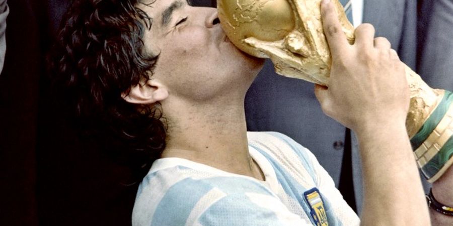 PIALA DUNIA - Jersei Ikonis Diego Maradona di Final Piala Dunia 1986 Dipajang di Museum Madrid