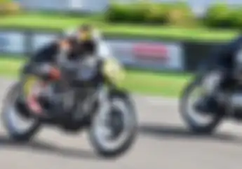 Gak Disangka, Pedrosa Piawai Naik Motor Balap Lawas, Jajal Motor Ini di Sirkuit Goodwood