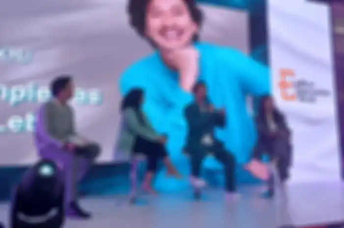 Vincent Rompies jelaskan perawatan rambut yang ia lakukan di Erha Ultimate Hair Care.