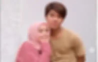 Rizky Billar Posting Foto Bareng Lesty Kejora, Dinda Hauw: 'Jadi Ini... '