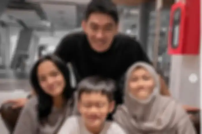Ifan Seventeen mengajak putrinya bertemu dengan anak sambungnya