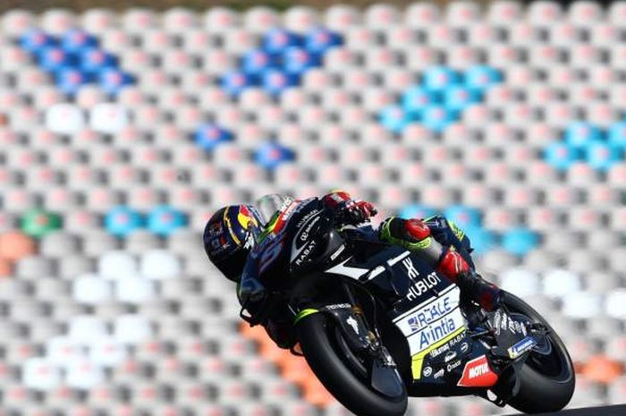 Pembalap Reale Avintia, Johann Zarco, saat menjalani FP2 MotoGP Portugal di Sirkuit Internasional Algarve, Portimao, Portugal, Jumat (20/11/2020).