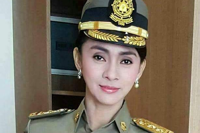 Sri Wahyuni Manalip