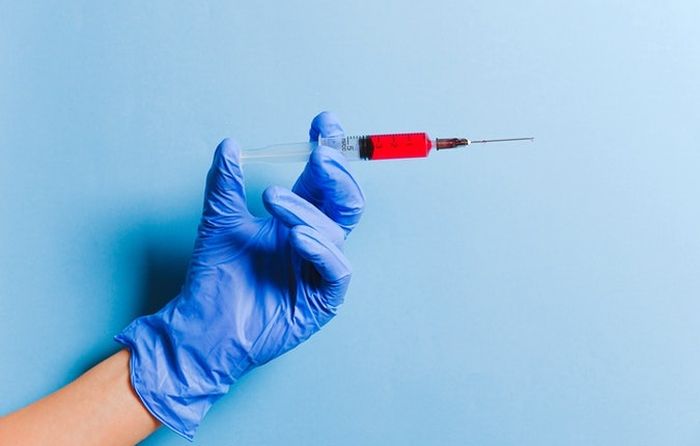 Ilustrasi Jarum Suntik.