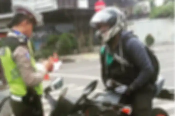 Ilustrasi. Pemotor ditilang polisi di Operasi Zebra Jaya