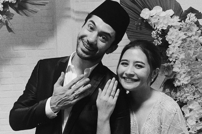 Prilly Latuconsina dan Reza Rahardian 