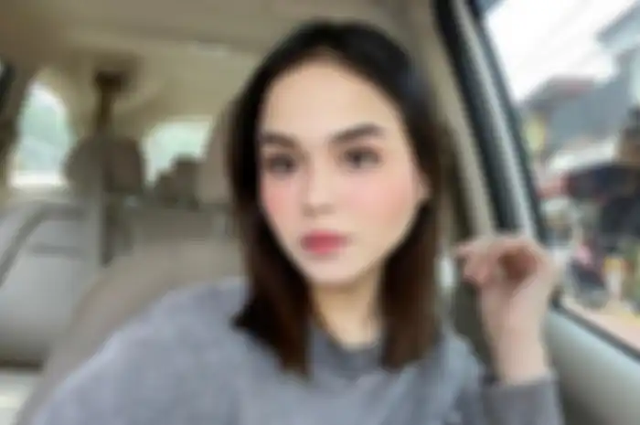 Edelenyi Laura Anna.