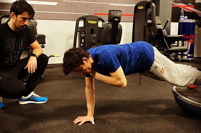 Usai tes pramusim di Sepang, Marc Marquez kembali memperbaiki fisik untuk menghadapi tes pramusim MotoGP 2020 di Qatar.