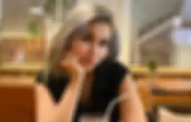 Bawa-bawa Cincin hingga Sertifikat Tanah Demi Lamar Ayu Ting Ting yang Lebih Tua 9 Tahun, Sosok Ini Mati Kutu Saat Tahu Reaksi Anak Ayah Rozak