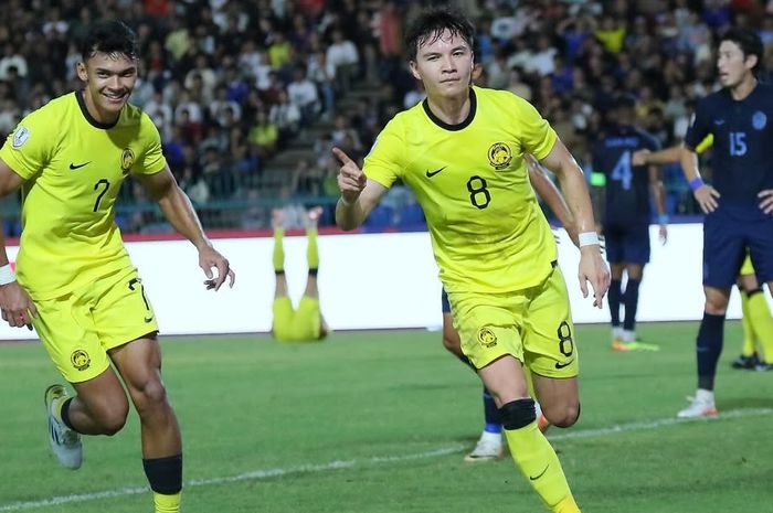 Timnas Malaysia tengah melakukan naturalisasi besar-besaran terhadap pemain keturunan.
