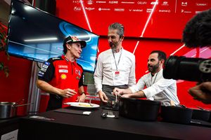Marc Marquez Puji Steward yang Tangani Insiden Duel dengan Francesco Bagnaia, Bawa Mentalitas Sama di Sirkuit yang Tidak Disukai pada MotoGP Belanda 2025
