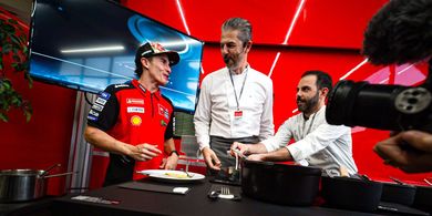 Marc Marquez Puji Steward yang Tangani Insiden Duel dengan Francesco Bagnaia, Bawa Mentalitas Sama di Sirkuit yang Tidak Disukai pada MotoGP Belanda 2025