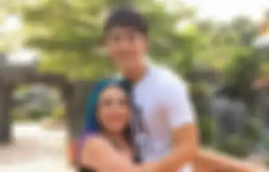 Tak Ingat Umur Sudah Uzur, Wanita 60 Tahun Ini Mampu Pikat dan Nikahi 14 Berondong Tampan demi Puaskan Kebutuhan 'Intimnya' 28 Kali Sehari, Kisahnya Bikin Geleng-geleng Kepala