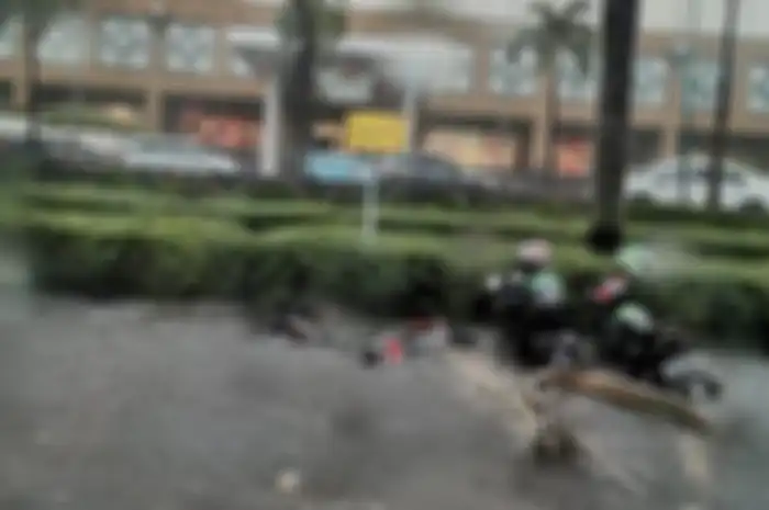 Hujan deras mengguyur Jakarta Selasa (17/12)