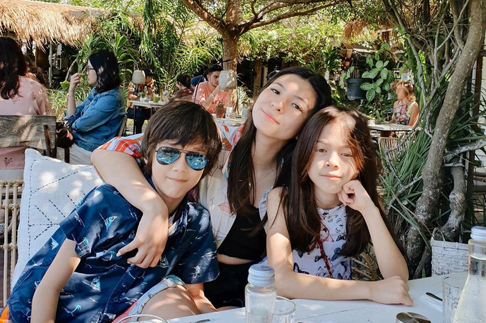 Alric, Shalom, London