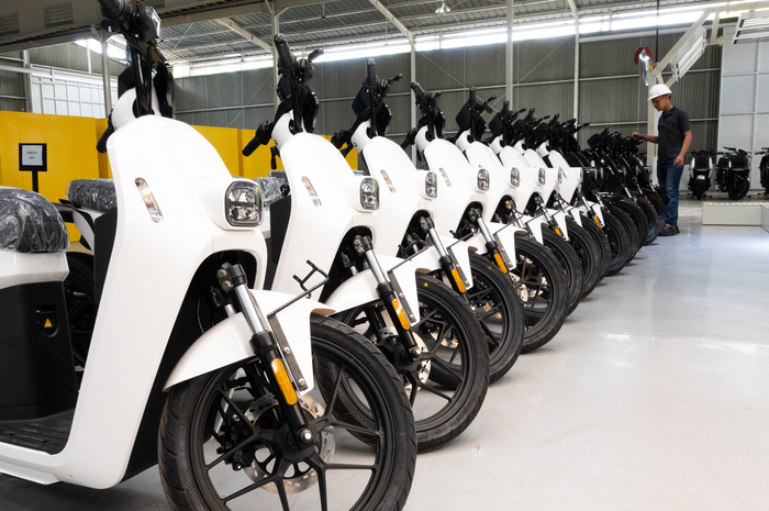 Charged Indonesia memulai memproduksi massal motornya di Tangerang