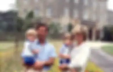 Terungkap Permintaan Terakhir Pangeran Harry Terhadap Jasad Putri Diana, Pangeran Charles Tanpa Pikir Panjang Nekat Lakukan Hal Ini hingga Langgar Perintah Ratu