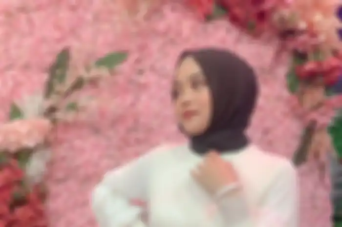 Putri Delina 