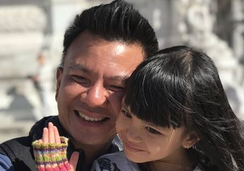 Tanpa Denada, Shakira Aurum Rayakan Imlek dengan Sang Ayah di Singapura