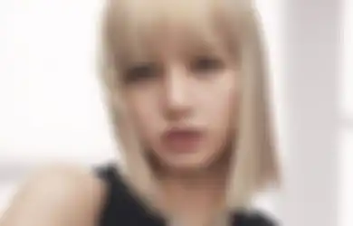 Lisa BLACKPINK Curhat Rambutnya Susah Tumbuh Karena Makin Rusak